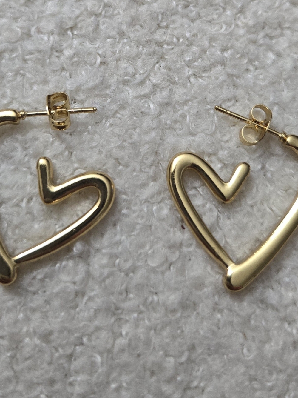 Gold Heart Outline Stud Earrings - Women Jewelry